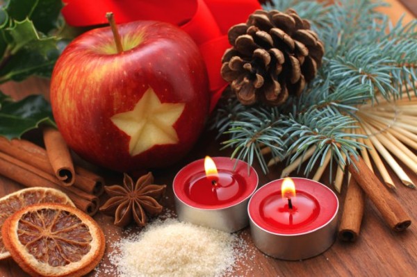 3936_christmas-spices-and-fruit-specific-hd-wallpaper-600x399